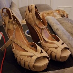 Lucky Brand heels